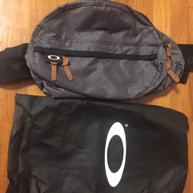 Oakley crossbody bag Clearance
