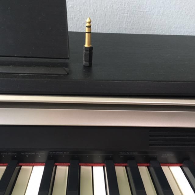 Casio CELVIANO Digital Piano AP220, Hobbies & Toys, Music & Media