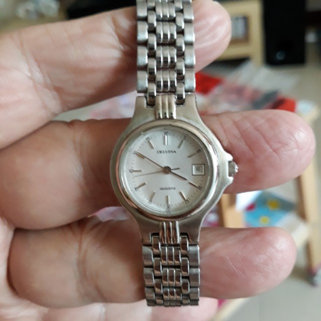 quartz watch no battery