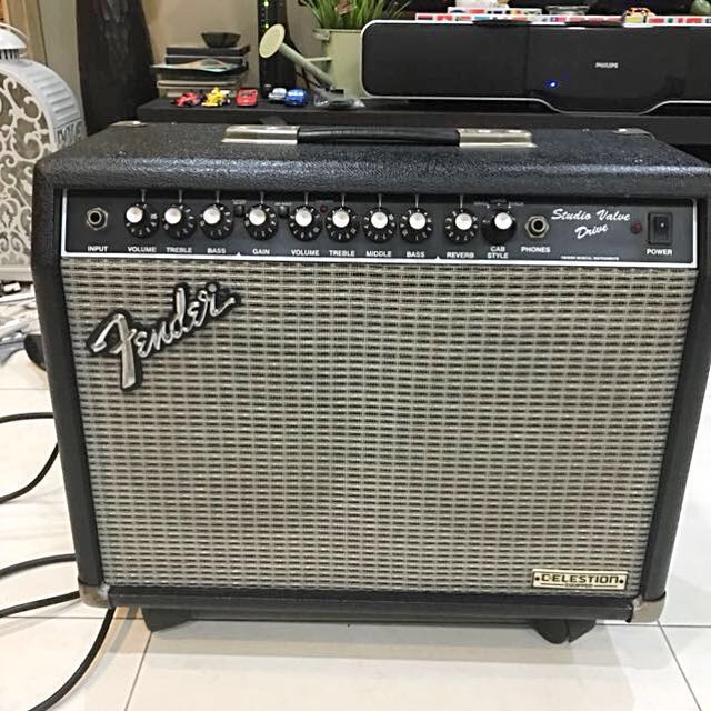 Fender Hybrid Tube/Valve Amp