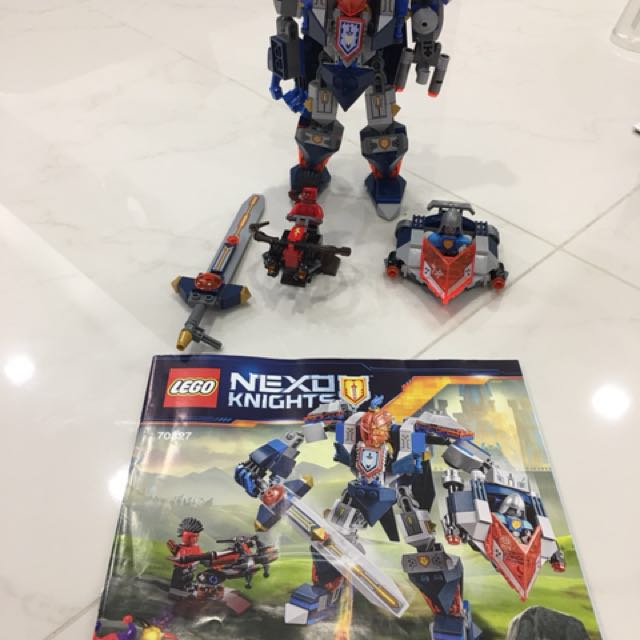 Lego Nexo Knights 70327 The King S Mech Toys Games Bricks