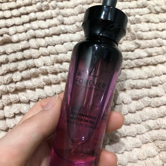 Ysl youth liberator cheap water in oil
