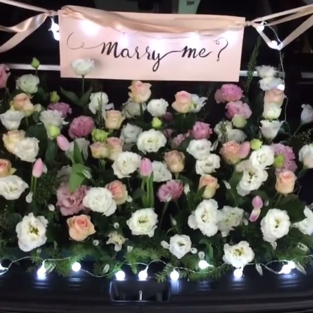 Proposal Car Boot Fresh Flower Decorations / Marry Me ...