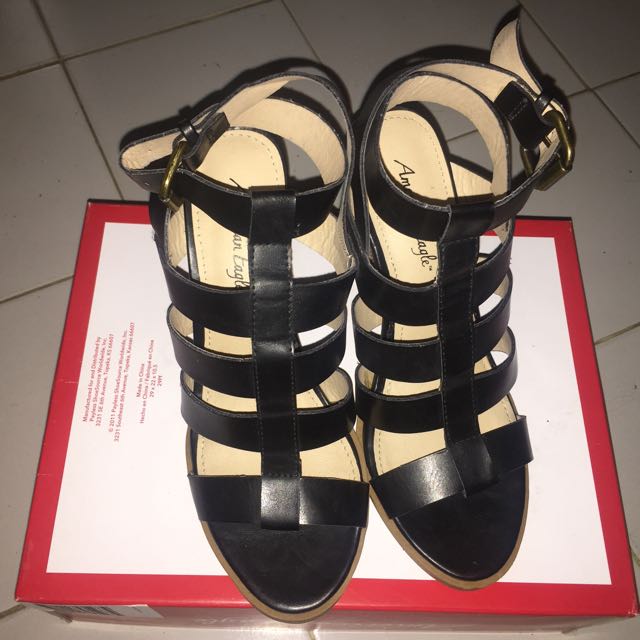 size 37 in american size