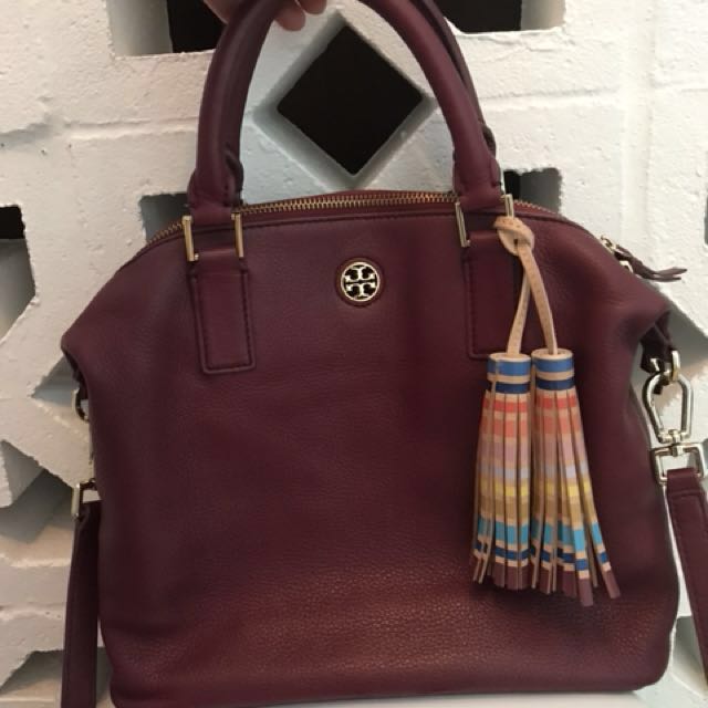 Tory Burch Leather Dumpling Handbag (maroon), Luxury, Bags & Wallets on  Carousell