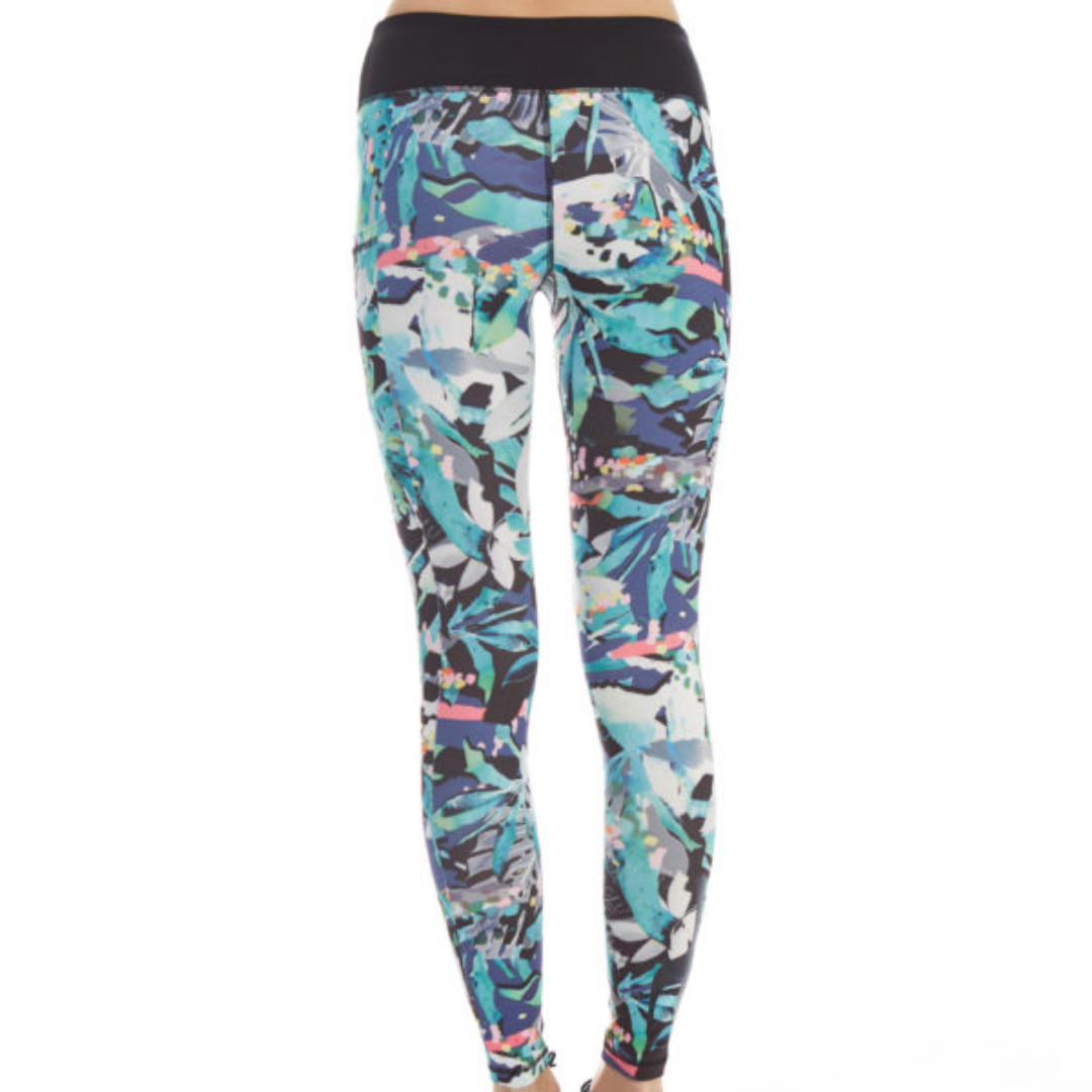 https://media.karousell.com/media/photos/products/2017/11/25/tropic_mark_x_leggings_by_gottex_size_xs_1511588901_f5a4c2bc1