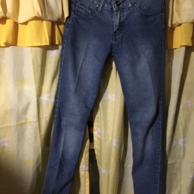 True love skinny jeans (Category: Jeans) located in Cavite. Submitted by blanzalyka (Listing ID 140600073, Image 1). Description: .
