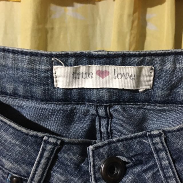 True love skinny jeans (Category: Jeans) located in Cavite. Submitted by blanzalyka (Listing ID 140600073, Image 3). Description: .