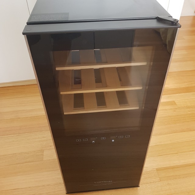 Vinvautz wine fridge 24 bottles, dual zone electronic temperature