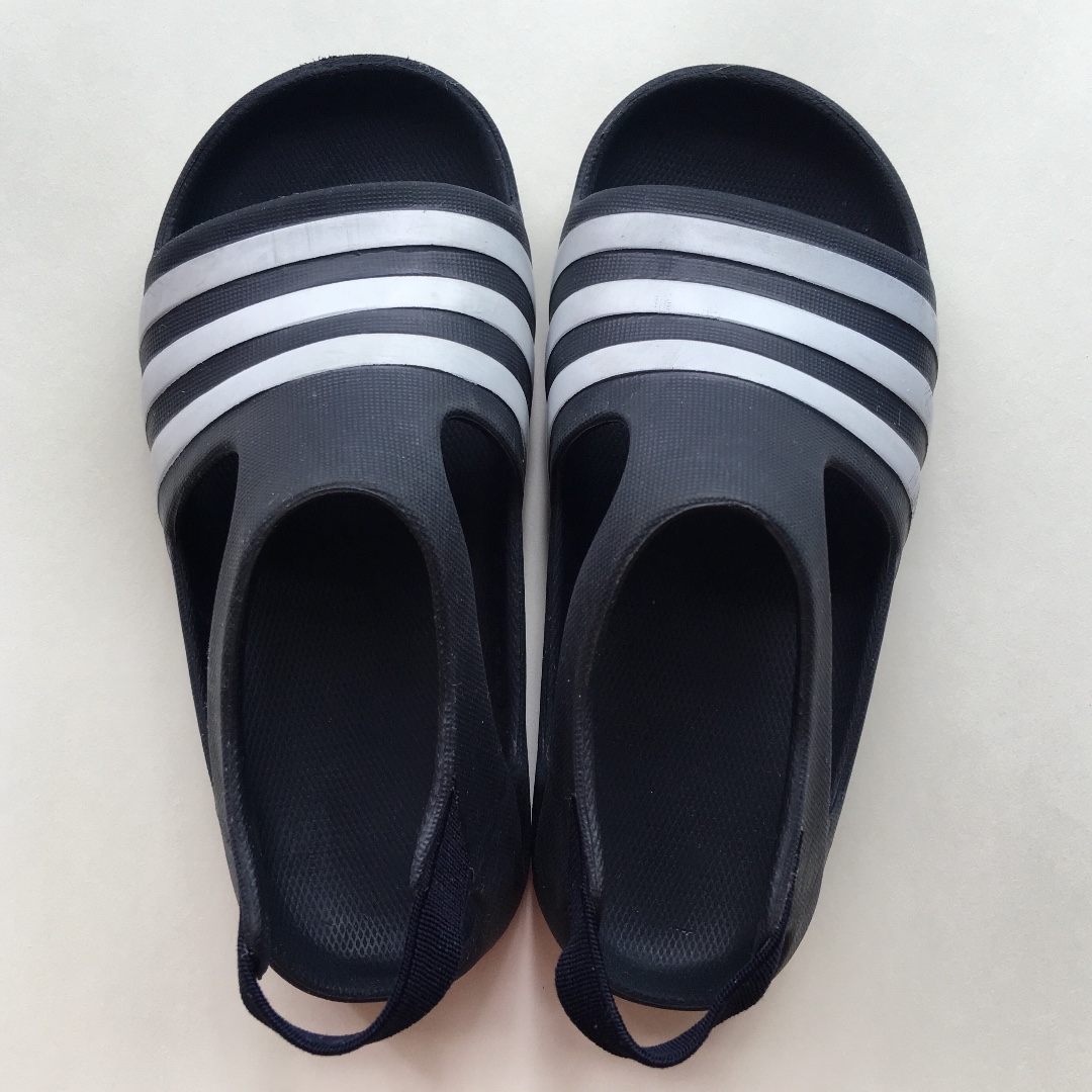 adidas slides size 10