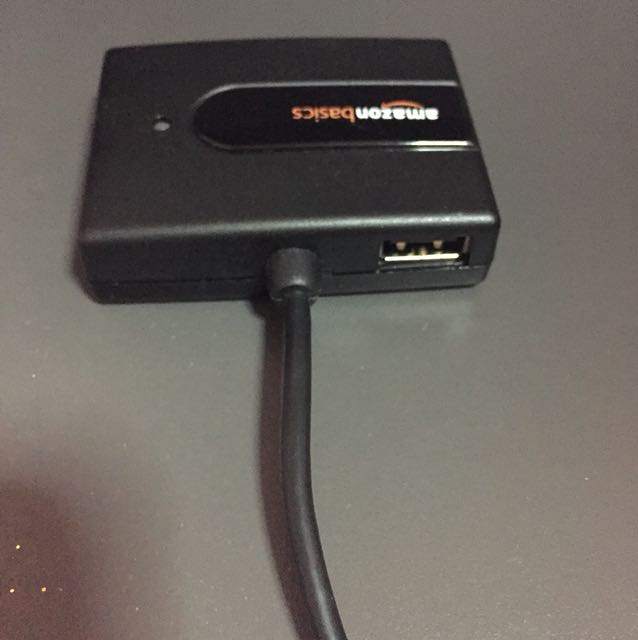 AmazonBasics 4Port USB 2.0 UltraMini Hub, Computers & Tech, Parts