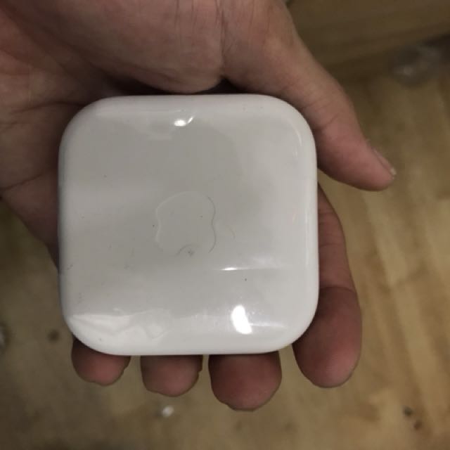 Apple Earpods (aux connector w/case) Original!, Audio, Earphones on