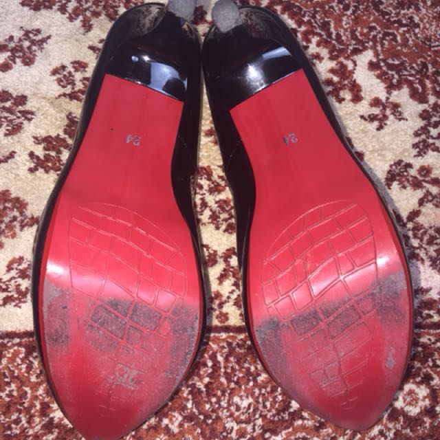 red heels 219
