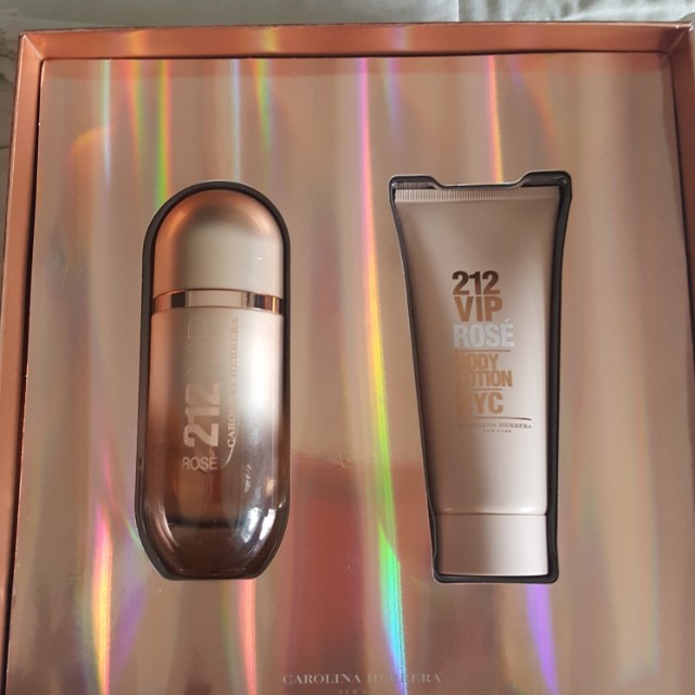 Carolina herrera 212 vip rose body lotion outlet