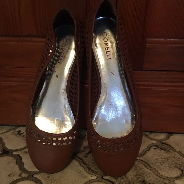 where are corelli shoes made