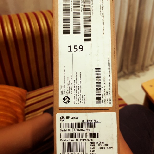 Dijual laptop HP 14-bw017AU 14