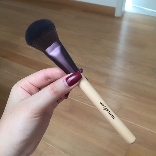 innisfree blush brush