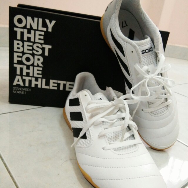 kasut futsal adidas sala