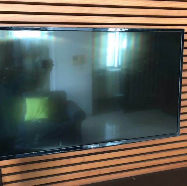 LG 43 inch TV Triple XD Engine 43LH511T, TV & Home Appliances, TV