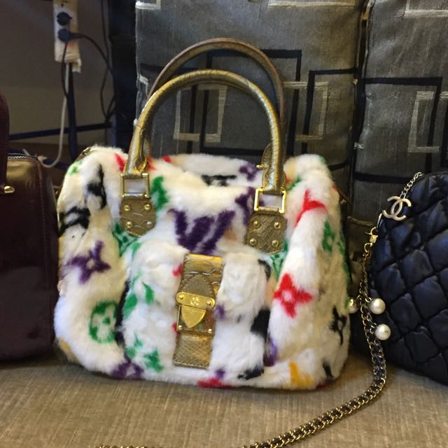 louis vuitton mink fur bag
