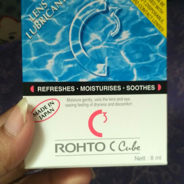 Rohto C Cube Obat Tetes Mata Untuk Pakai Softlens Health rohto c cube obat tetes mata untuk pakai softlens health
