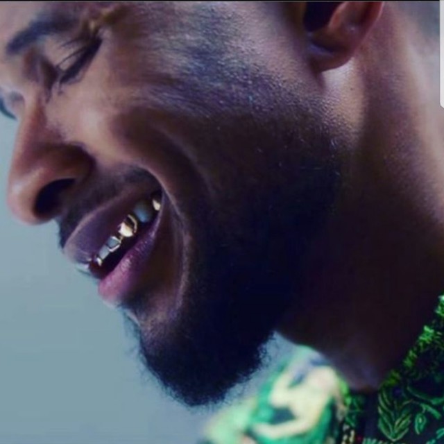 Single store tooth grillz