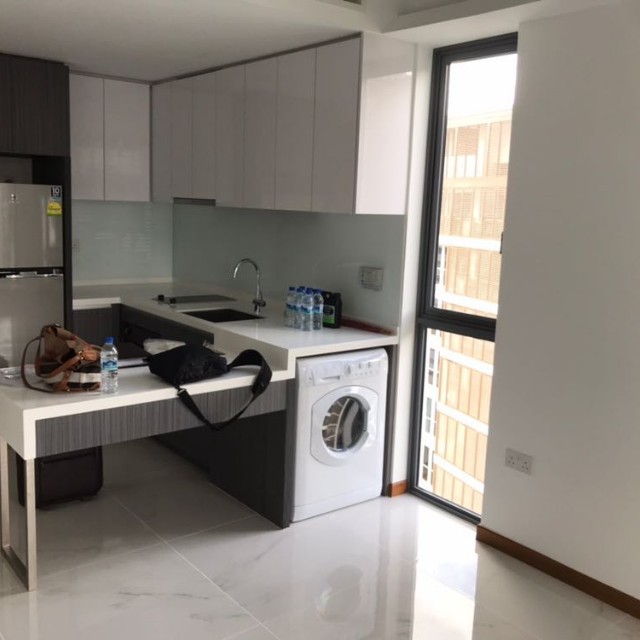 (Category: ) located in . Submitted by kktay808 (Listing ID 140708697, Image 1). Description: .