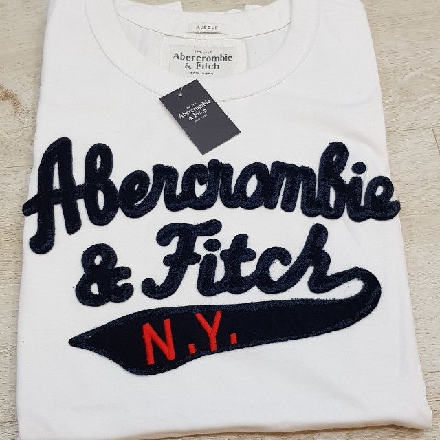 abercrombie & fitch graphic tees