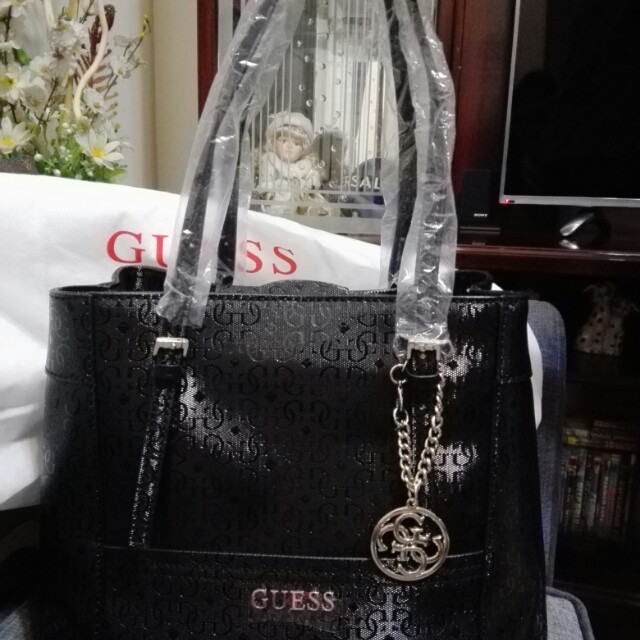 guess bags canada