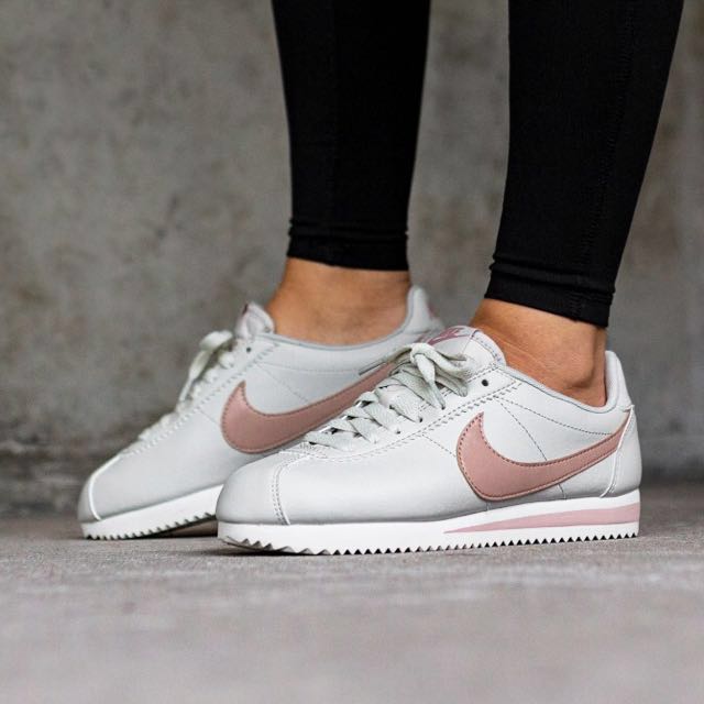 nike cortez black friday