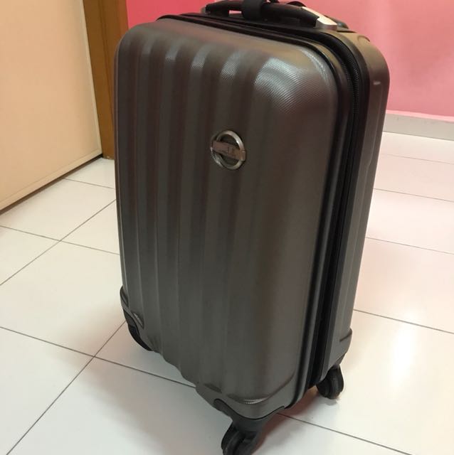Condotti luggage made in clearance