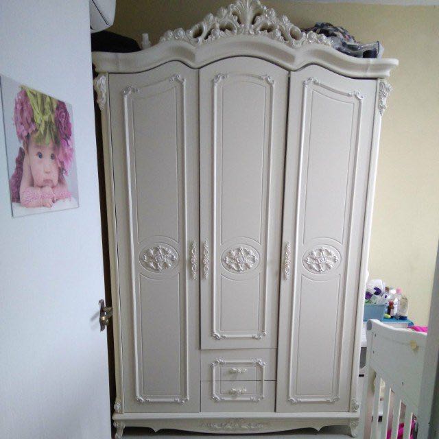 Fast Deal 400 Roman Style Solid Wood Wardrobe Furniture Shelves