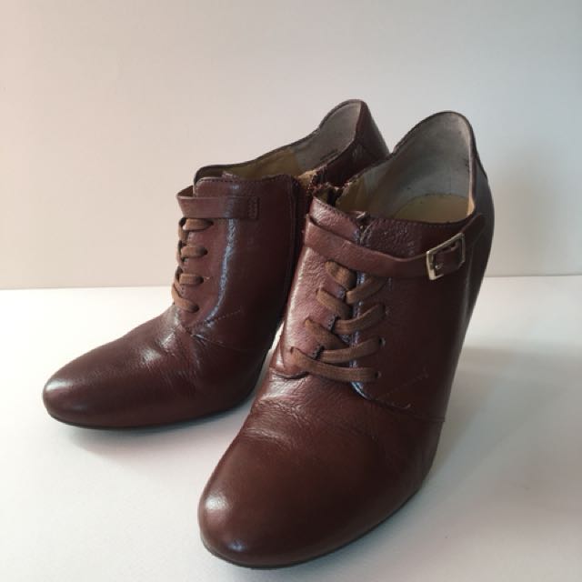 Nine west oxford heels hot sale