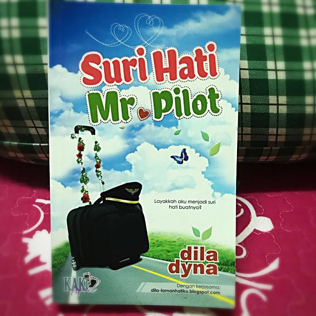 Novel Suri Hati Mr Pilot Books Stationery Books On Carousell