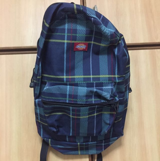 Original Dickies Backpack (Category: Backpacks) located in Singapore. Submitted by zacharycaleb (Listing ID 89781237, Image 1). Description: .