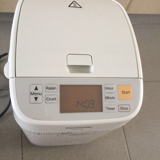 Panasonic automatic bread maker SDP104, Home Appliances on Carousell