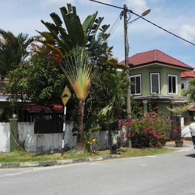 Rumah teres corner lot full renovation at kg jawa klang,berhadapan dgn