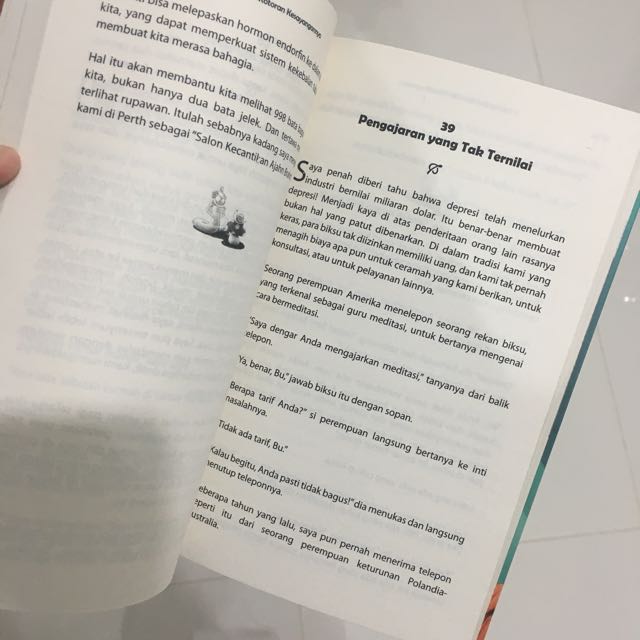 Si Cacing Dan Kotoran Kesayangannya By Ajahn Brahm Buku Alat Tulis Buku Di Carousell