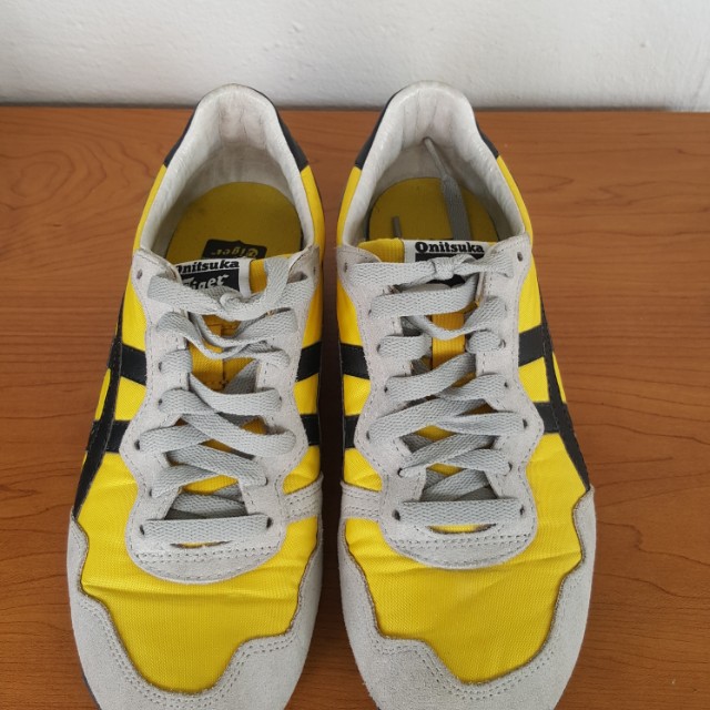 Authentic Onitsuka Tiger (Category: Sneakers) located in Singapore. Submitted by catlover75 (Listing ID 141099798, Image 1). Description: In box and good condition. Chat to find out more. Good deal..