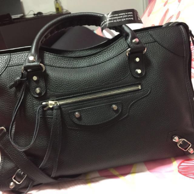 balenciaga classic silver city