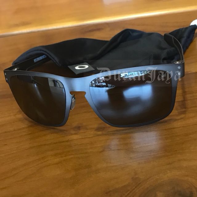 Kacamata cheap holbrook original