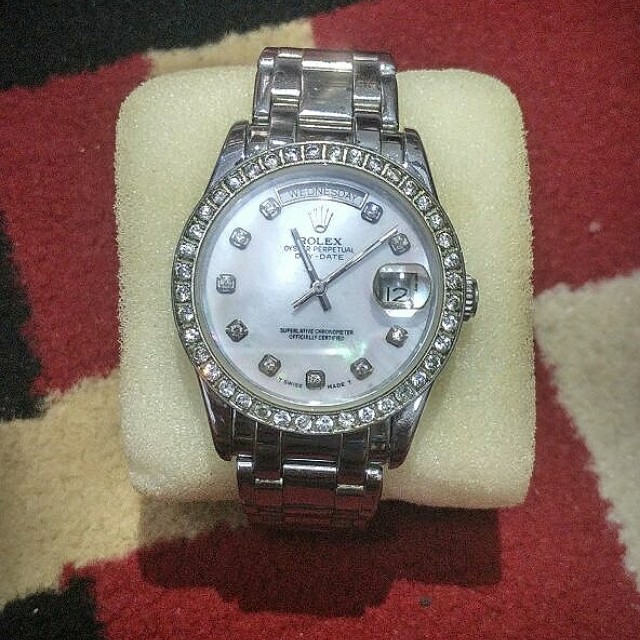 harga jam rolex oyster perpetual day date
