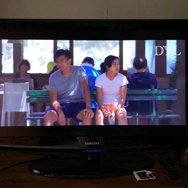 Samsung Lcd Tv 42inch Elektronik Tv Perlengkapan Hiburan Di Carousell