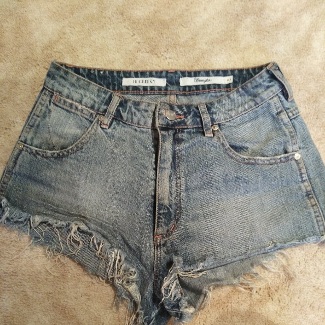 women's wrangler cut off shorts