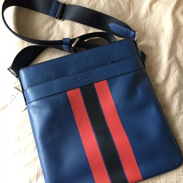 coach sling bag design