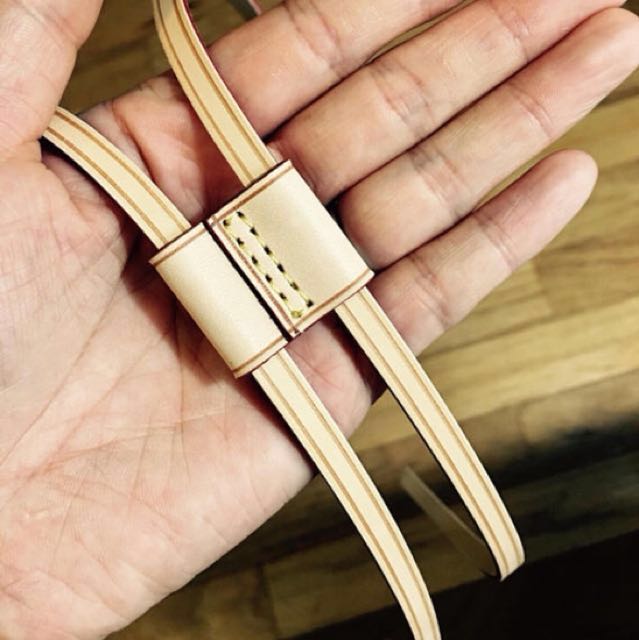  Handcrafted Vachetta Leather String Slide String