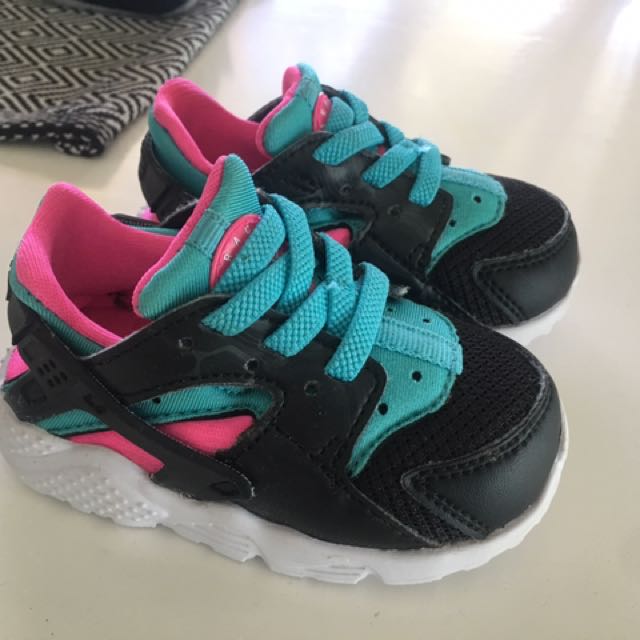 baby nikes australia