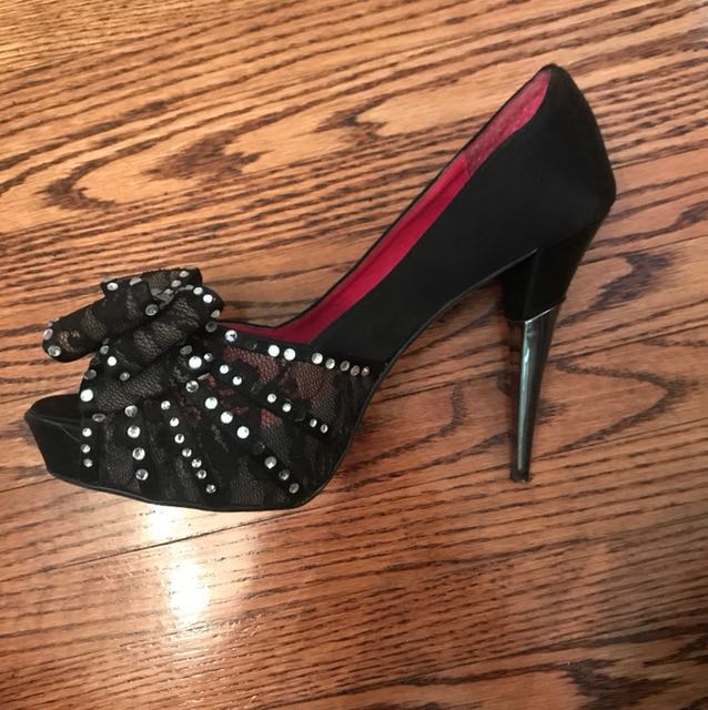 Town Shoes Barbie heels Women s Fashion Shoes on Carousell