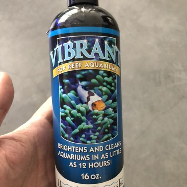 Vibrant Algae remover 16oz reef tank, Pet Supplies, Homes & Other Pet Accessories on Carousell