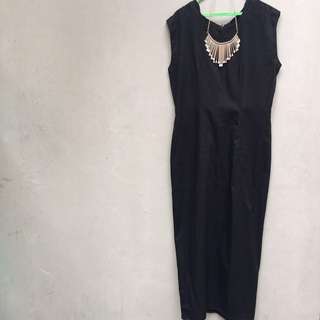 Maxi dress hitam sleeveless